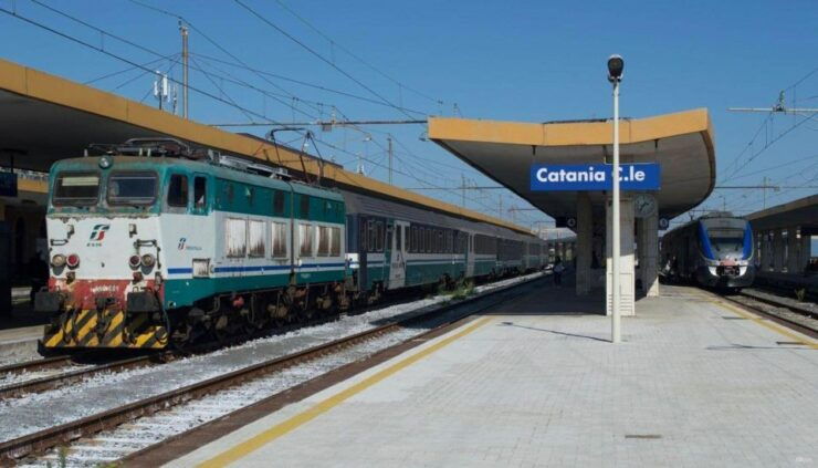 Explore Sicilys Coastline by Rail Across Siracusa & Catania - Trip Details