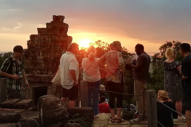 Explore Siem Reap Angkor Wat Complex by Car - Inclusions