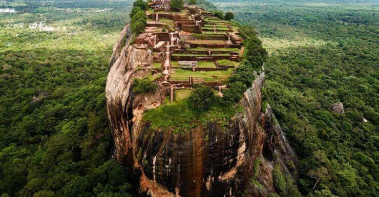 Explore Sigiriya, Kandy,Nuwaraeliya,Galle From Colombo - Travel Itinerary Overview