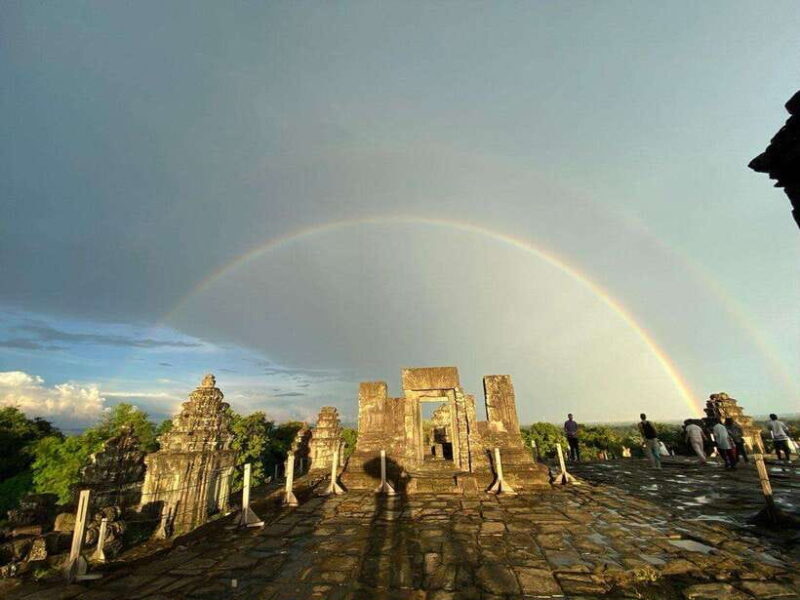 Explore some hidden gems of temples with sunset - A Detailed Look at the Hidden Gems of Angkor with Sunset