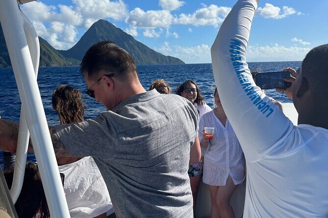 Explore St. Lucia's Pitons on a Private Speedboat Rental - Practicalities and Booking  