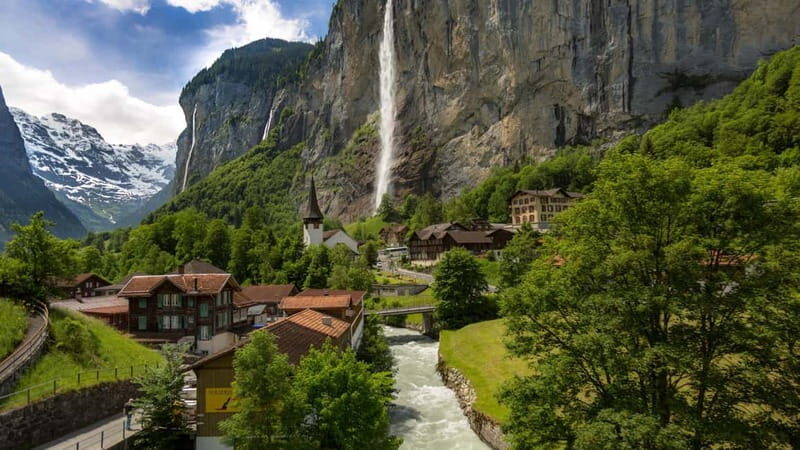 Explore Swiss Villages: Interlaken-Grindelwald(Private Tour) - End of the Day & Drop-Off