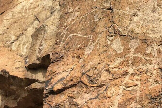 Explore Tanbaly and Tamgaly Tas in 1 day! - Practical Details and Tips