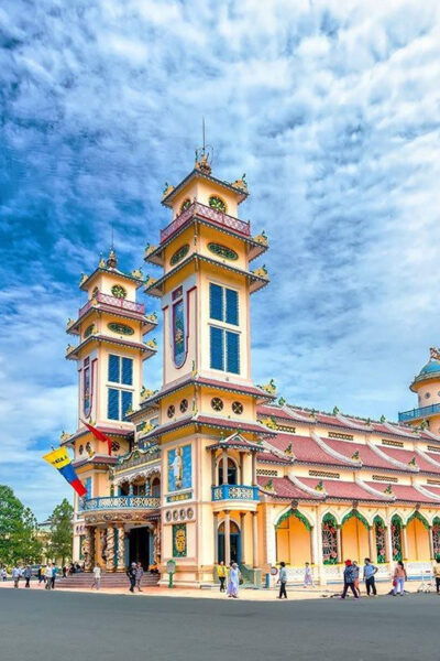 EXPLORE THE BEAUTY OF CAO DAI TEMPLE IN TAY NINH - Practical Tips for Visitors