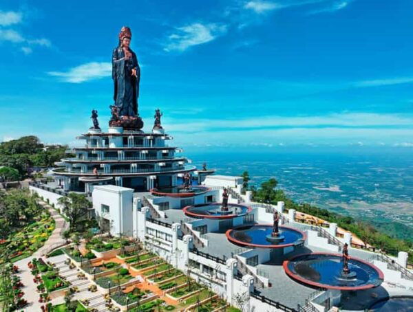 EXPLORE THE BEAUTY OF CAO DAI TEMPLE IN TAY NINH - Customer Experiences and Reviews