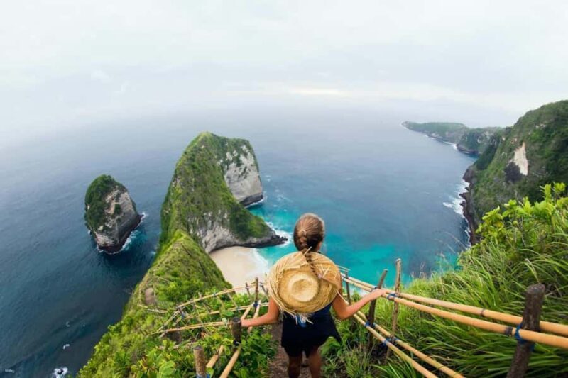 Explore the Beauty of East Nusa Penida Trip with Local Guide - The Experience in Detail