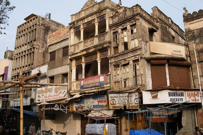 Explore the Best of Ahmedabad by Car (Guided Full Day City Sightseeing Tour) - Booking Details