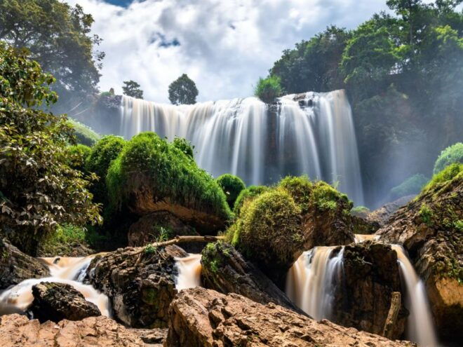 Explore the Best of Dalat's Countryside Tour (Private Car) - Authentic Vietnamese Coffee and Craft Villages