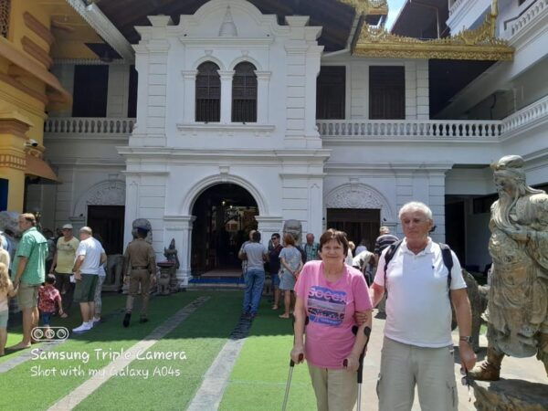 Explore The Colombo City by Private Tuk Tuk or Car - Frequently Asked Questions