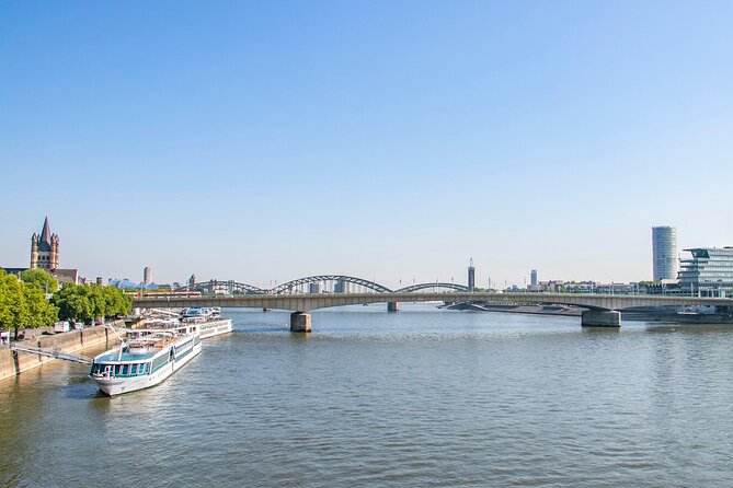 Explore the Instaworthy Spots of Cologne With a Local - Tour Duration and Availability