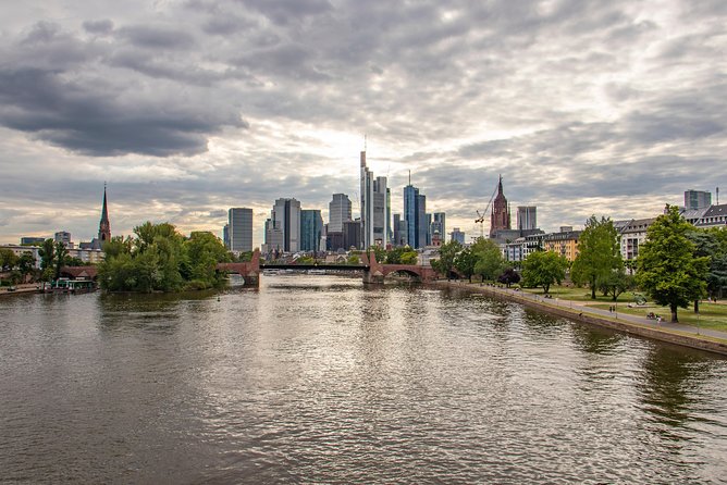 Explore the Instaworthy Spots of Frankfurt With a Local - Immerse Yourself in the Culture of Frankfurt Through Photography