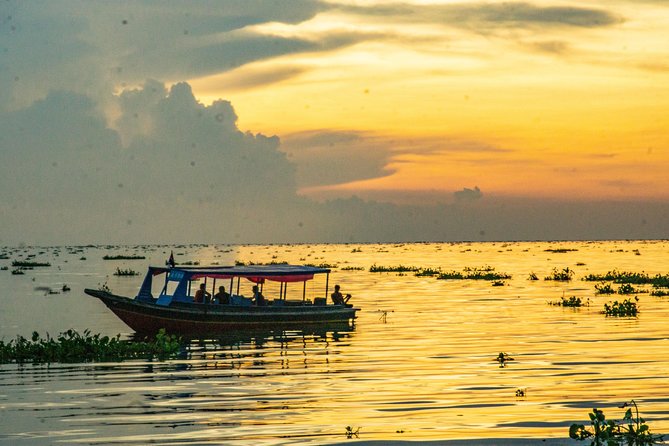 Explore The Kampong Pluk Floating Village - Inclusions and Exclusions