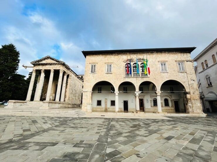 Explore the Magic of Pula on an Electric Bike! - Tour Highlights and Experience