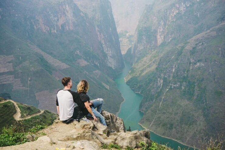 Explore the Majestic Ha Giang With Direct Bus From Ha Noi - How to Book Your Ticket