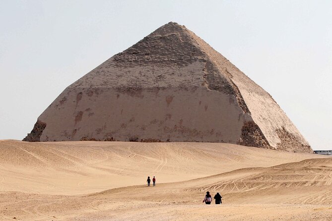 Explore the Pyramids of Ancient Egypt Giza Pyramids & Sakkara & Dahshur - Architectural Wonders of Giza Pyramids
