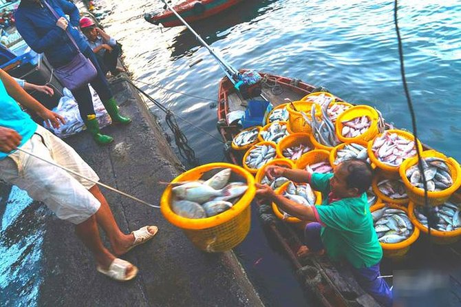 Explore the South of Phu Quoc Island by Classical US Army Jeeps - Fishing Village Exploration
