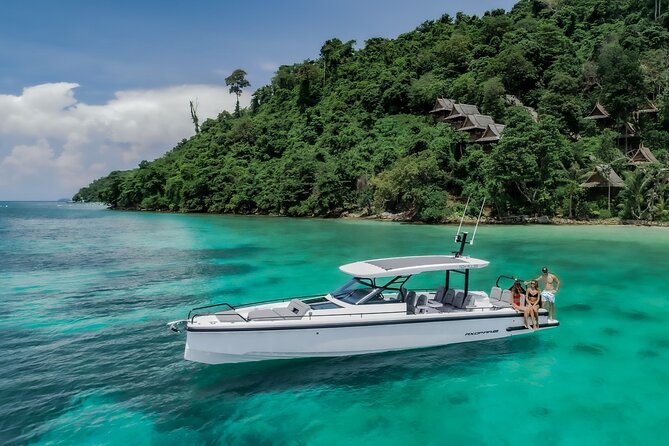 Explore the Whitsunday Islands on a Private Charter Boat  - The Whitsundays & Hamilton Island - Common Questions