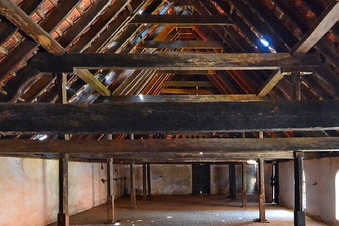 Explore The Wooden Palace In Padmanabhapuram - How to Book
