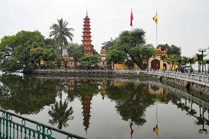 Explore Top 5 Tourist Attractions In Hanoi By Motorbike - Private Tour - Temple of Literature