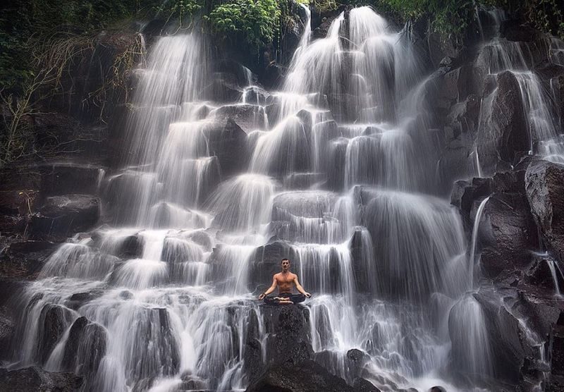 Explore Ubud: Rice Terrace, Temple & Waterfalls Private Tour - Tegalalang: iconic views, real walking