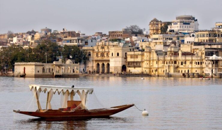 Explore Udaipur: a Full Day Private City Tour With Boat Ride - Tour Overview