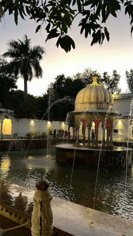 Explore Udaipur in One Day  Private Tour by Car With Guide - The Sum Up