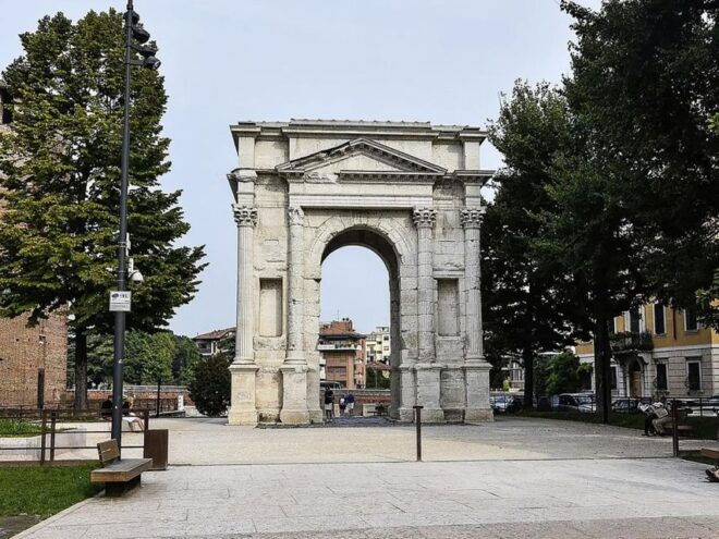 Explore Veronas Charm: Arena Walking Tour - Inclusions