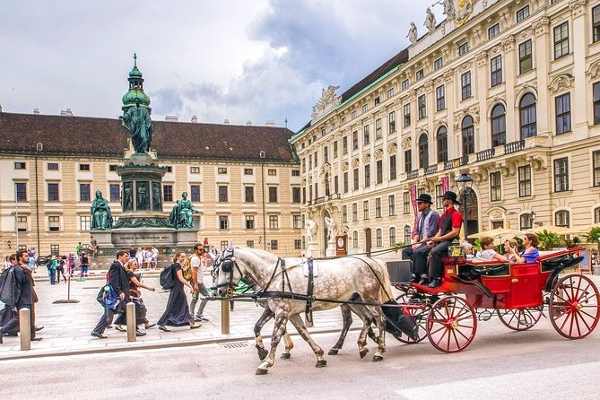 Explore Vienna in 1 Hour With a Local - Pricing and Guarantee