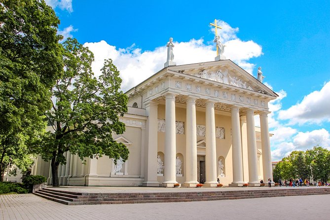 Explore Vilnius in 1 Hour With a Local - Tour Details