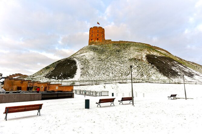Explore Vilnius: Old Town and Uzupis Guided Walking Tour - Reviews