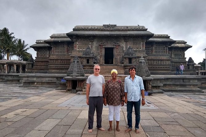Explore World Heritage Sites Belur & Halebidu Shravanabelagola - Tour Highlights
