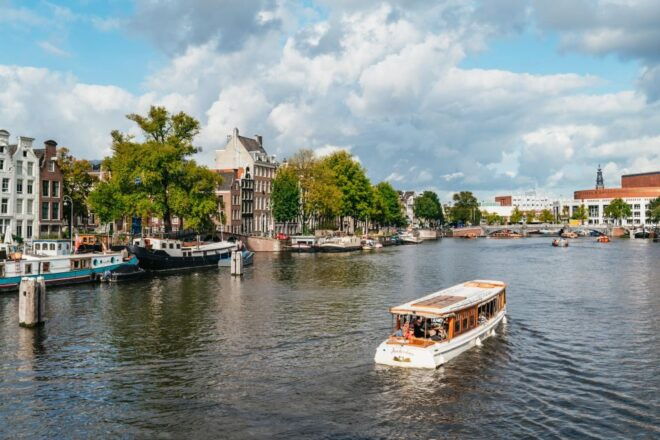 Exploring Amsterdam Like a Local by Bike & Optional Cruise - Reservation and Payment