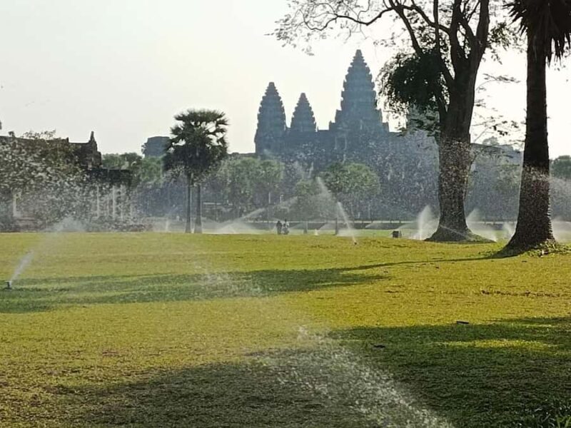 Exploring Angkor Wat: A Tour from Phnom Penh to Siem Reap - Good To Know