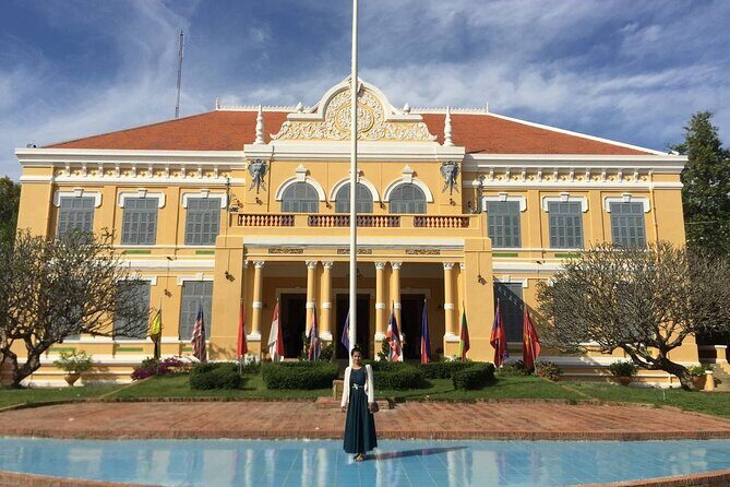 Exploring Battambang History (Walking Tour) - Practical Details: Timing, Group Size, and Booking