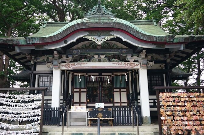 Exploring Everyday Life in Downtown Tokyo Walking With Shiba-Inu - Exploring Historical Landmarks and Architecture