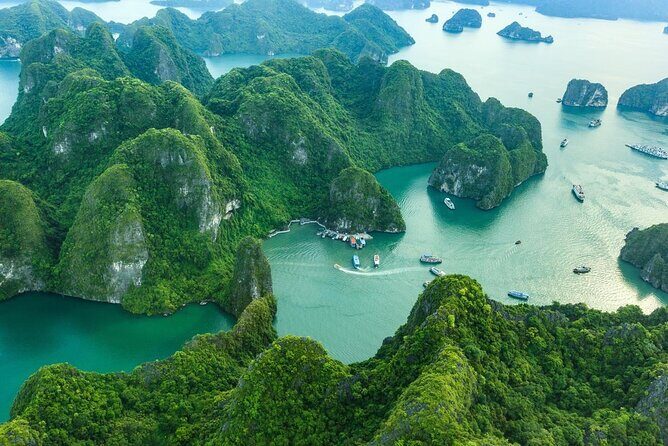 Exploring Halong Bay Full-day on 5-Star Luxury Cruise - An Overview of the Experience