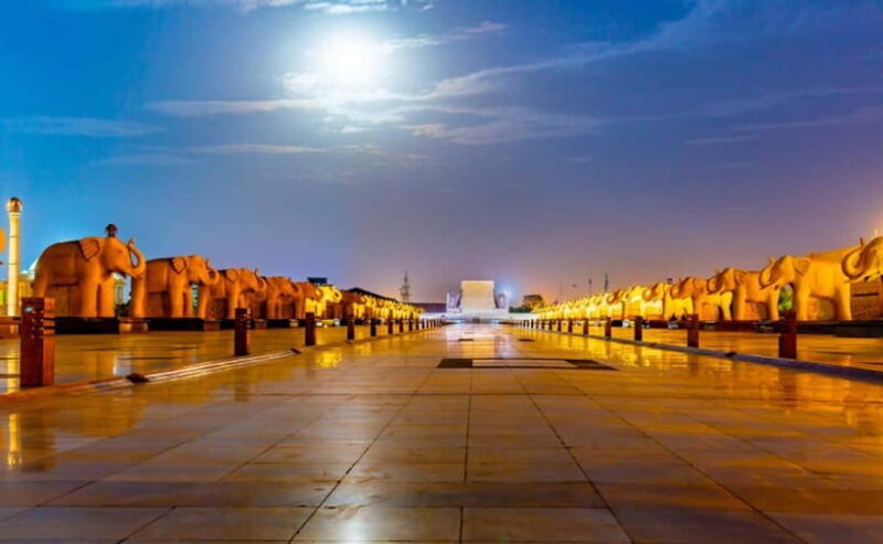 Exploring Lucknow in Nightlights: Guided Tour by Foot - A Detailed Look at the Lucknow Nightlights Tour