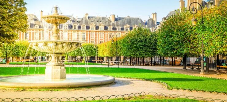 Exploring Paris With a Local: Montmartre to La Seine - Tailored Itinerary Beyond Tourist Spots