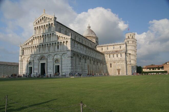 Exploring Pisa: Half-Day Private Minivan Tour From Florence - Important Notes