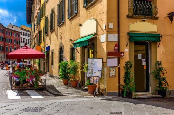 Exploring Pisa – Walking Tour for Couples - Iconic Landmarks of Pisa