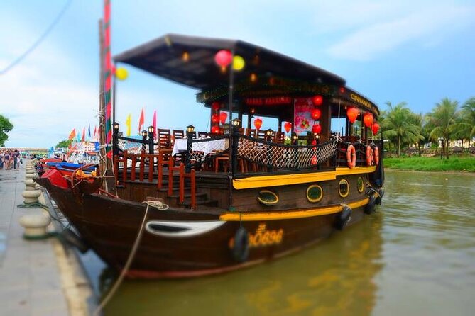 Exploring Romantic Sunset Dinner Cruise in Hoi An Thu Bon River - Scenic Views