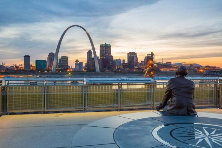 Exploring St. Louis With the Family Walking Tour - Good To Know