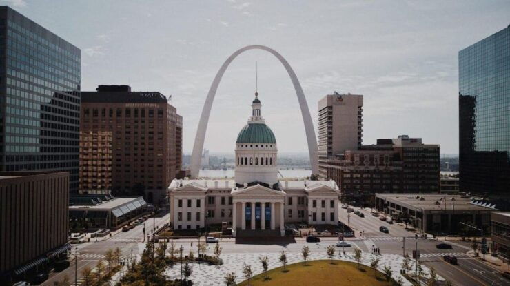 Exploring St. Louis With the Family Walking Tour - Highlights of the Tour