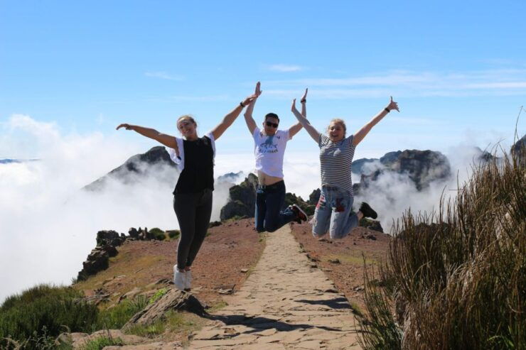 Exploring the Majestic Curral Das Freiras and Pico Areeiro - Tour Highlights