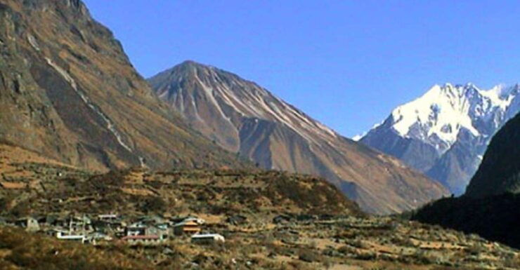 Exploring Tibetan Culture Along Hiking in Langtang - Cultural Immersion in Tibetan Traditions