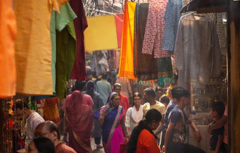 Exploring Varanasi Markets: Guided Tour with Local Guide - The Value of This Tour