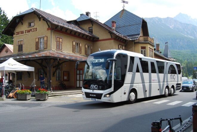 Express Bus Service: Venice to Cortina - Bus Change at Marco Polo Airport