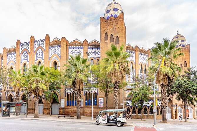 Express Tour of Barcelona in Private Eco Tuk Tuk - The Sum Up