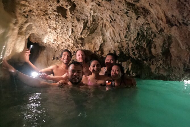 Express Tour to Tolantongo - Traveler Photos and Visuals