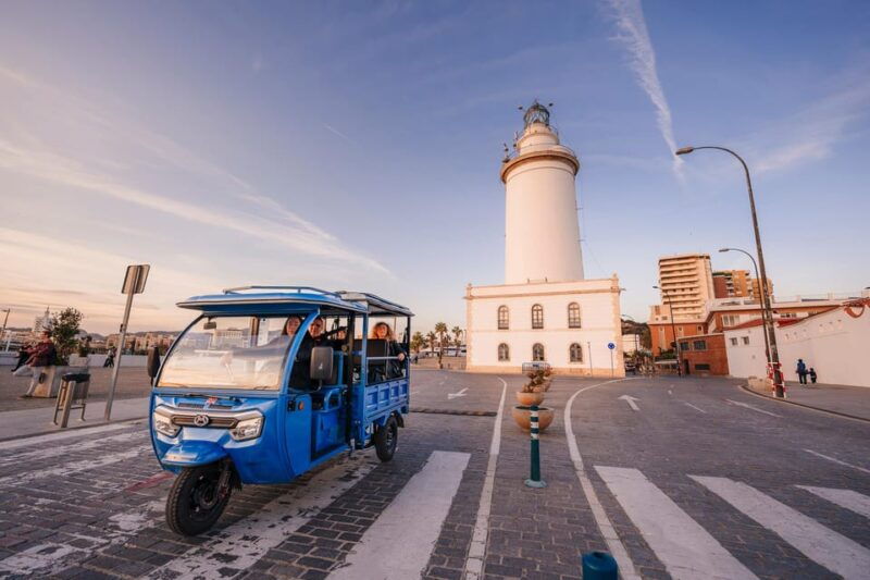 Express Tuktuki Tour in Malaga: Gibralfaro Viewpoint and Photography - Itinerary and Highlights
